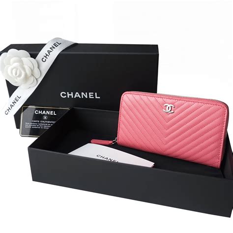 chanel wallet in pink